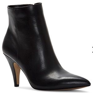Vince Camuto Nandi Leather Booties NWT no box.